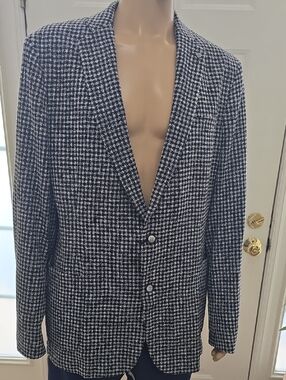 STAFFORD BRAND MEN'S BLUE AND WHITE CHECKERED SPORT JACKET REGULAR FIT SIZE 46R